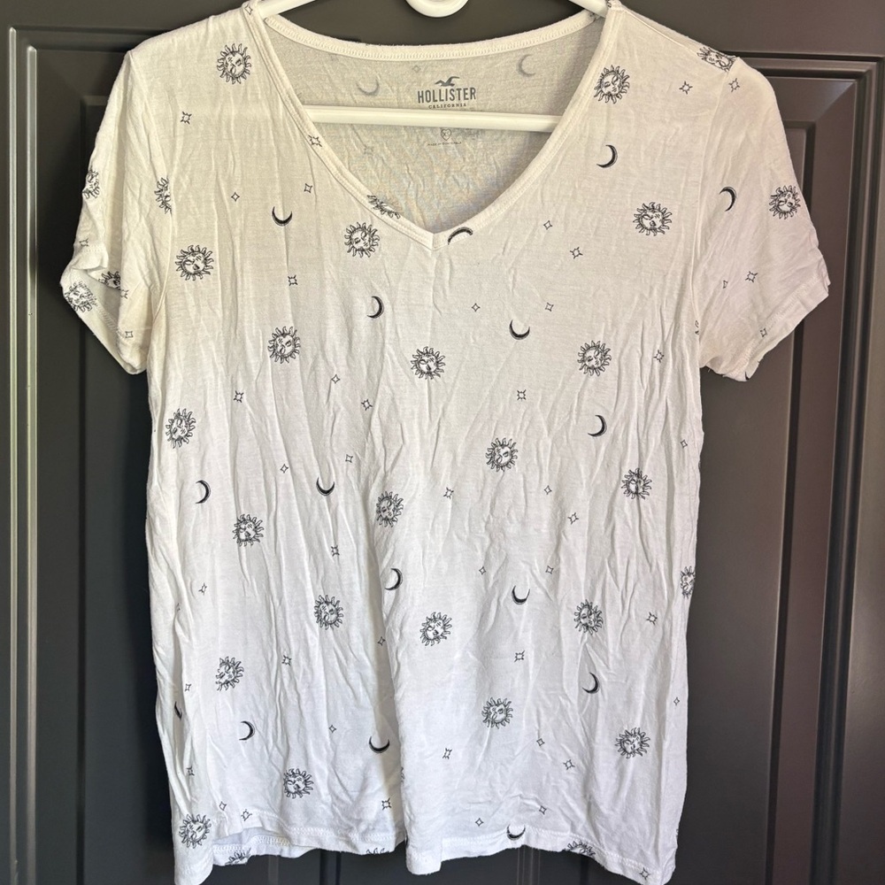 Hollister White Sun and Moon Graphic Tee